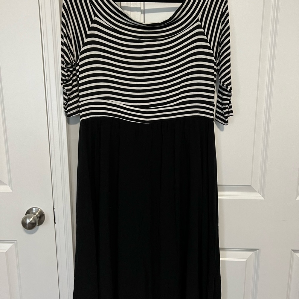 Black and white off shoulder dress